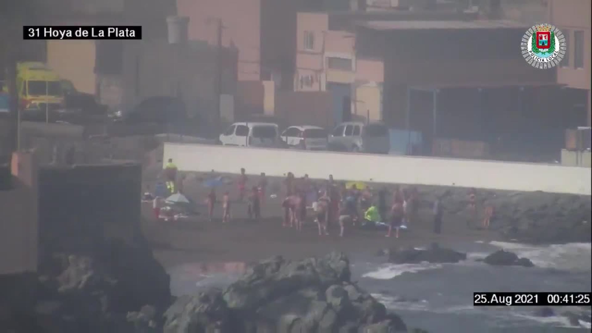 Herido En San Crist Bal Tras Lanzarse Desde Un Muro Al Mar Canarias