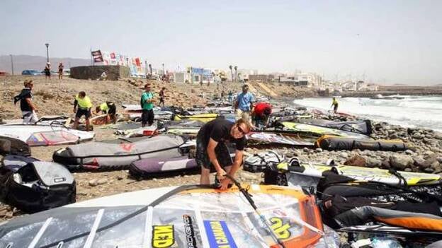 Primeras mangas en Pozo Izquierdo del Gran Canaria PWA Grand Slam 2009