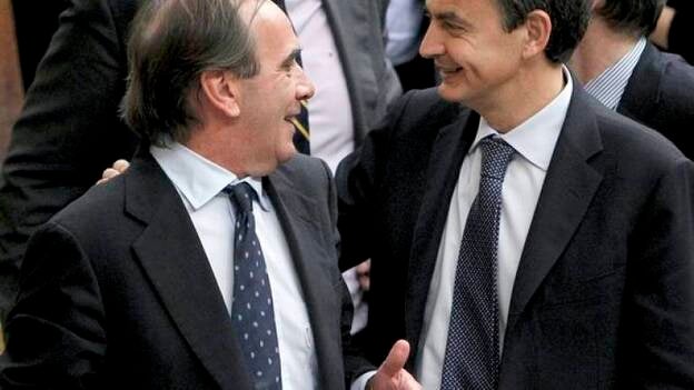 Alonso afirma que el PSOE no trabaja en la sucesión de Zapatero y que "jamás" se ha hablado de esto con el presidente