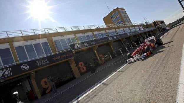 Alonso conduce su F150