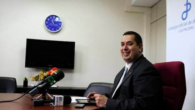 Los dentistas recuerdad que los niños canarios tienen dentista gratis