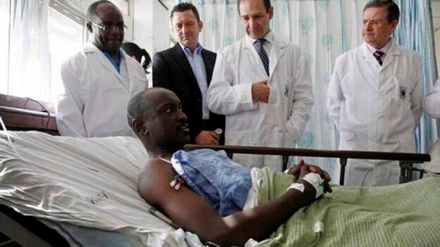 Médicos españoles hacen de Hospital de Kenia un referente en trasplante renal