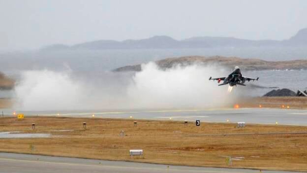 Los rebeldes libios rechazan el diálogo y advierten que la marcha verde será "enemiga"