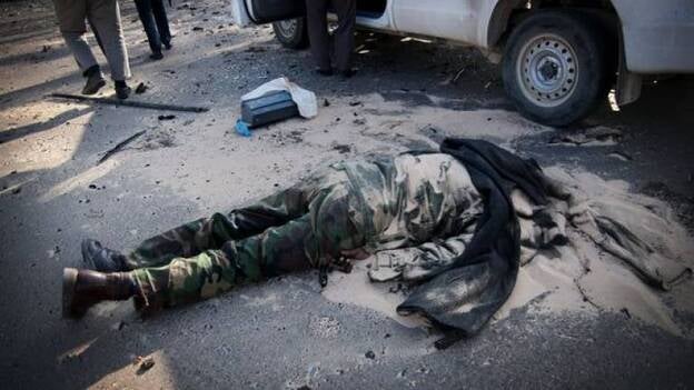 Las tropas de Gadafi retoman los bombardeos a Ajdabiya, junto a Bengasi