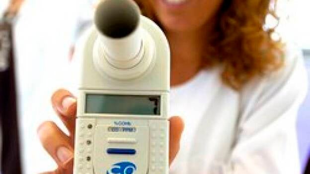 Canarias se dota de espirómetros para diagnosticar el EPOC