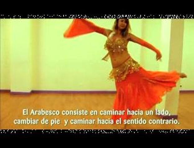 Danza del vientre: paso El arabesco