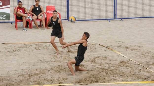 Alcaravaneras acoge el Campeonato de Canarias de voley playa
