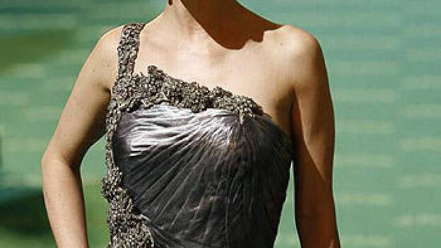 Ya se rueda "Blancanieves", el cuento en blanco y negro de la madrastra Verdú