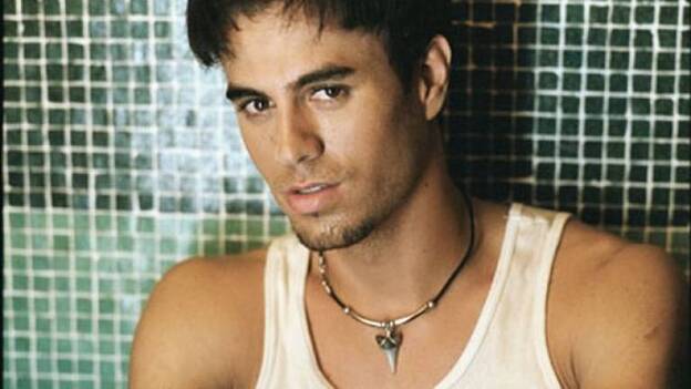 Enrique Iglesias confiesa su "pequeño" complejo