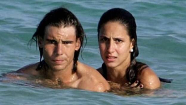 Rafa Nadal y Xisca pasean su amor por Ibiza