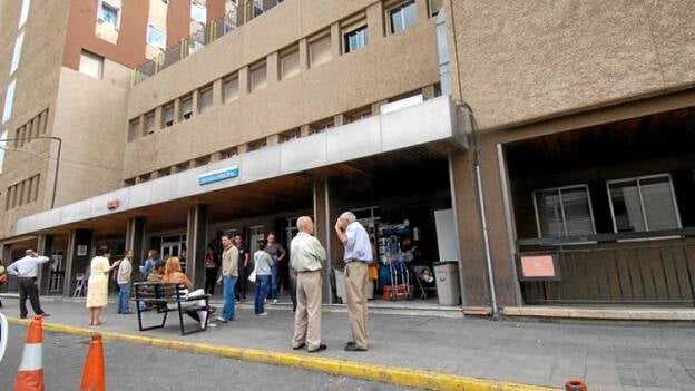 El Materno-Infantil cierra tres plantas hasta octubre