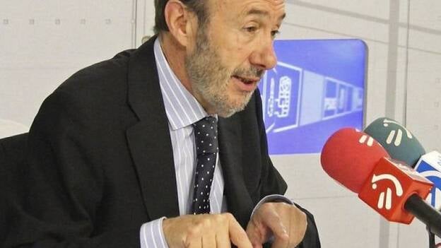 Rubalcaba acepta participar en debates electorales televisados