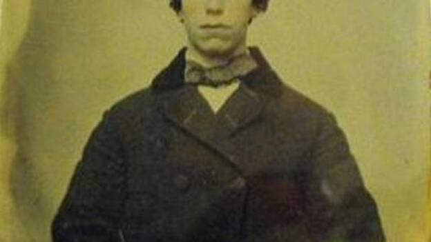 John Travolta también es inmortal como Nicolas Cage