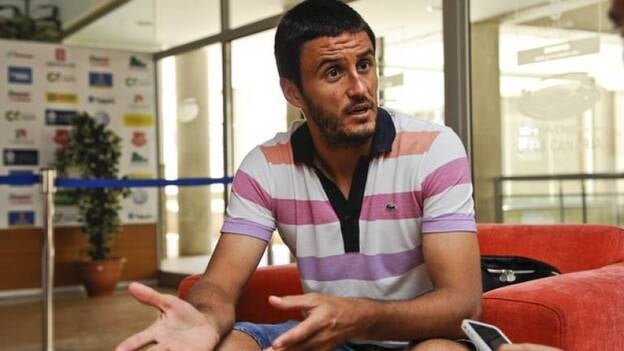 «No somos el Barça, ahora tenemos que dar pelotazos»