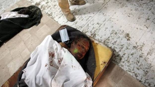 Gadafi y su hijo Motassim han sido enterrados esta madrugada en un lugar secreto