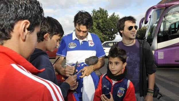 Tributo espontáneo a 'el Flaco'