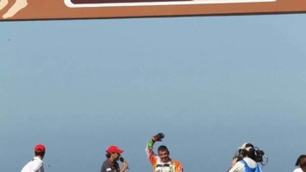 Peñate y Romero saldan la primera etapa sin problemas