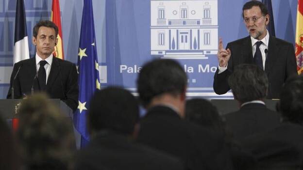 Rajoy no ve más subidas de impuestos, pero "en la vida nada es para siempre"