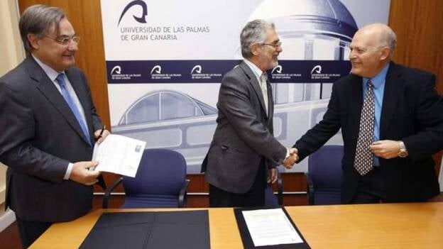 Negrín propuso a un discípulo de Cajal llamar "oligodendroglía" a una célula