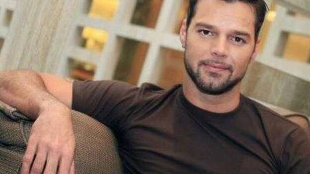 Ricky Martin niega rumores de boda y revela sus secretos para seguir en forma