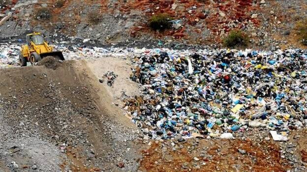 Dos tercios de los residuos que se entierran no son orgánicos