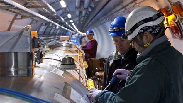 El gran acelerador arranca de nuevo en busca del origen de la materia