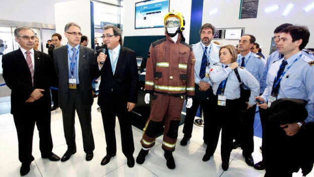 Trajes de bomberos sensorizados en el MWC