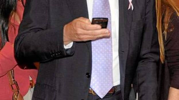 Soria alienta a Repsol pese a la oposición en canarias