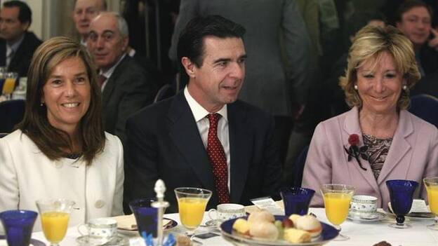 El Gobierno de Rajoy estudia cobrar parte de los fármacos en función de las rentas