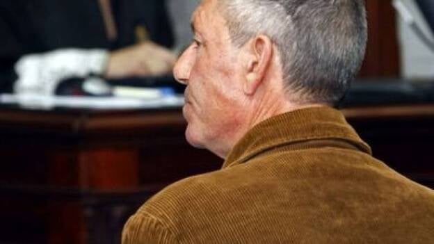 "Me violó desde que jugaba a las muñecas"