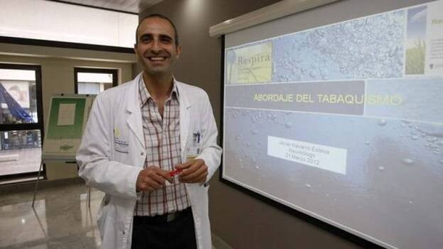 Los neumólogos del Hospital Universitario de Gran Canaria Dr. Negrín advierten que uno de cada dos fumadores desarrollará una enfermedad asociada al tabaco