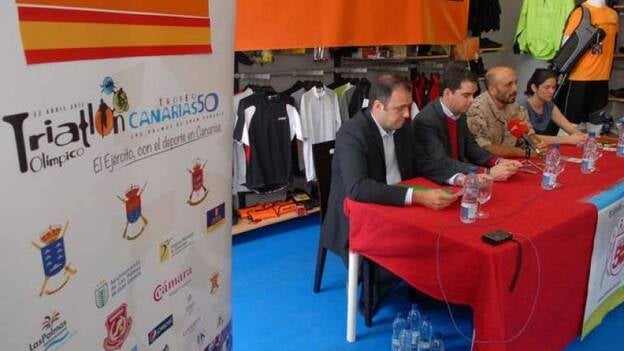 270 atletas participarán el domingo en el Triatlón Olímpico de Las Palmas de Gran Canaria