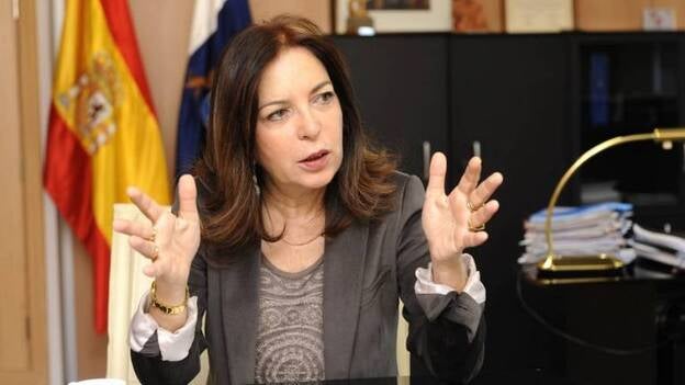 El gobierno canario advierte de su "firme no al copago" y reclama consenso