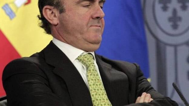 El Gobierno subirá en 2013 los impuestos que gravan el consumo