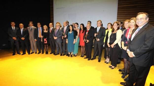 Arehucas, Macías y Cáritas, premios SER Canarios