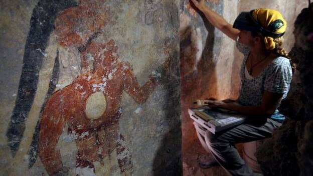 Hallan el calendario maya más antiguo