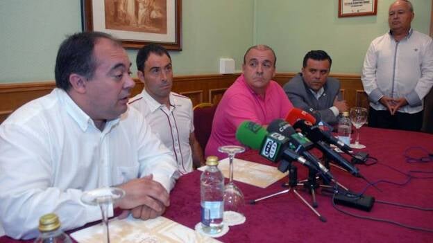 Rubén Coméndez entrenará a un Vecindario que garantiza su proyecto