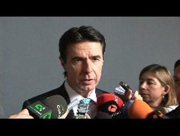 Soria valora los últimos datos del paro en España