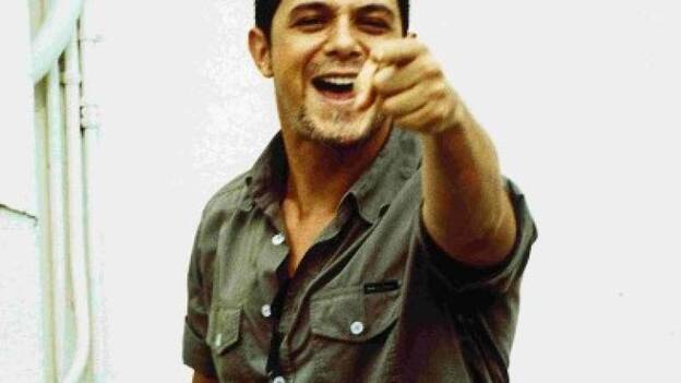 Alejandro Sanz reúne a 2 millones de seguidores en Facebook y LOVG, un millón