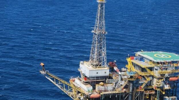 Dos plataformas petrolíferas llegarán a Las Palmas para su reparación