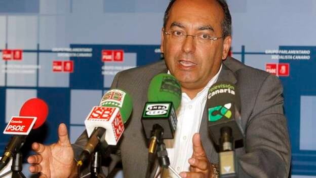 Julio Cruz dice que Soria miente para hacer daño a Canarias