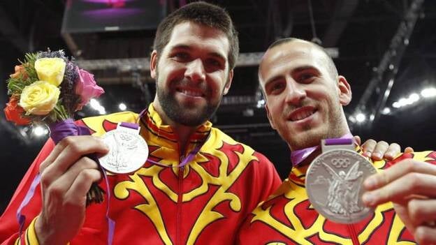 España cae con dignidad