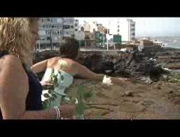 Recuerdo en La Puntilla a las víctimas de Spanair