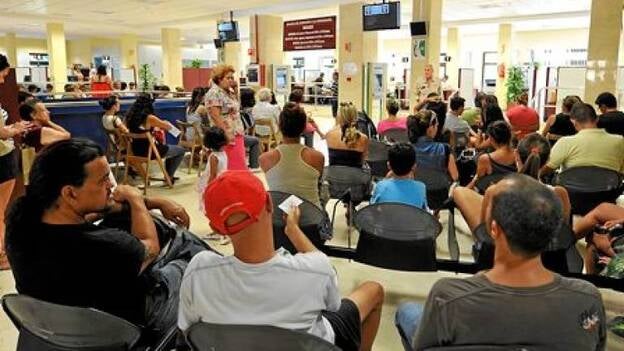 Las Navieras no exigirán el certificado de viaje este sábado