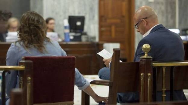 Una testigo dice que fue violada por Torres Baena mientras su madre agonizaba