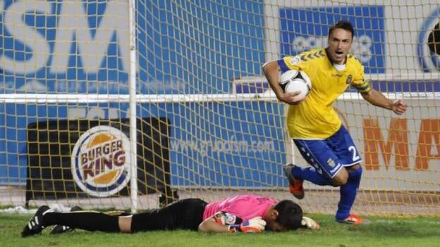 Thievy lidera una manada(4-2)