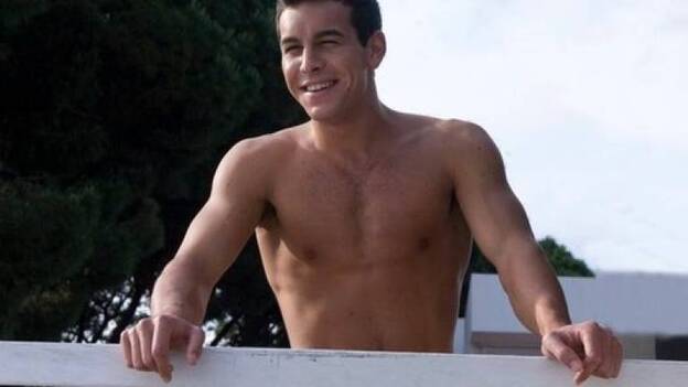 Mario Casas: "Empezar una película con Álex de la Iglesia da vértigo y respeto"