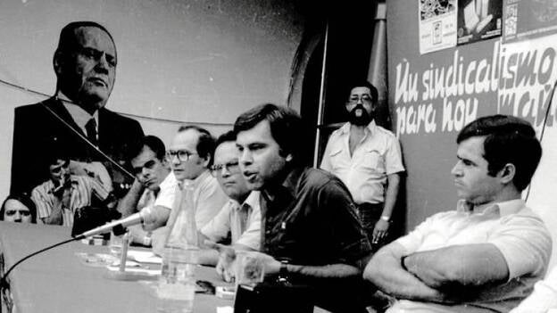 30 años del arrollador triunfo del PSOE de Felipe