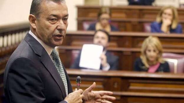 Rivero: "El Gobierno tiene que escuchar el llamamiento ciudadano"