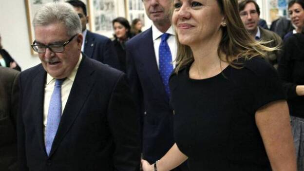 Bravo de Laguna dice que si hay petróleo en Canarias les visitaría Dios